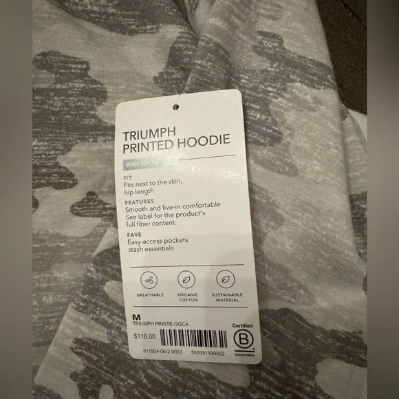 NWT Athleta Triumph Printed Hoodie - Medium - Picture 2 of 13